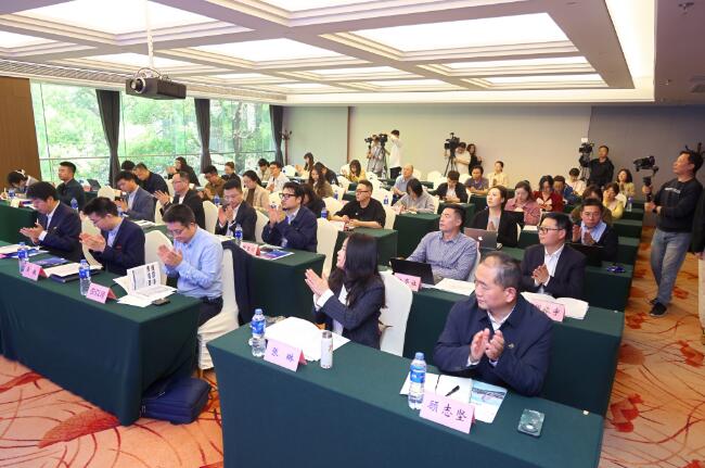 是什么“黑科技”让记者流连忘返?全国30余家主流媒体走进伟德bv国际体育 是什么“黑科技”让记者流连忘返?全国30余家主流媒体走进伟德bv国际体育